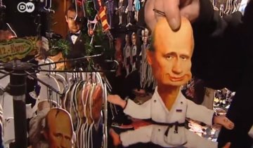 У Берліні продають іграшки "Путін-каратист" (відео)