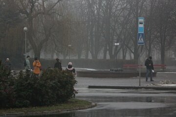 Кому різочку? Святий Миколай покарає дніпрян похмурою погодою 19 грудня