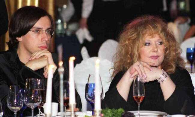 Бес попутал: Пугачеву осенило после венчания с Галкиным