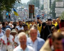 Адские пробки: московские попы устроили дорожный коллапс в Киеве