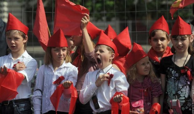 Школьники из «ДНР» станут «захаровцами»
