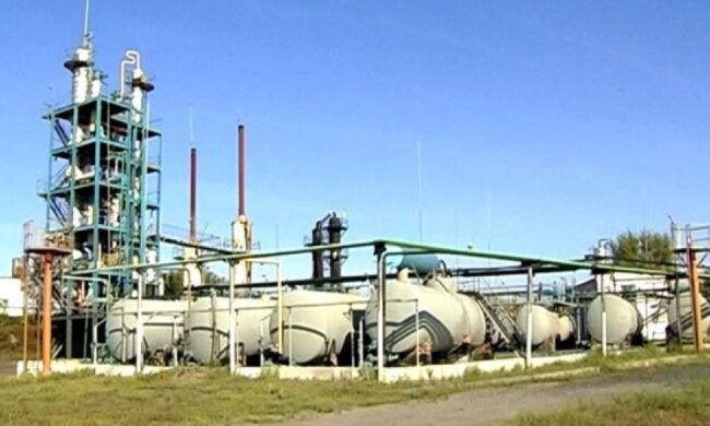 Підпільний нафтозавод викрили  на Полтавщині (фото)