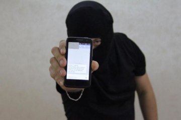 Шахраї не наспіли: коп на виклику обікрав бабусю