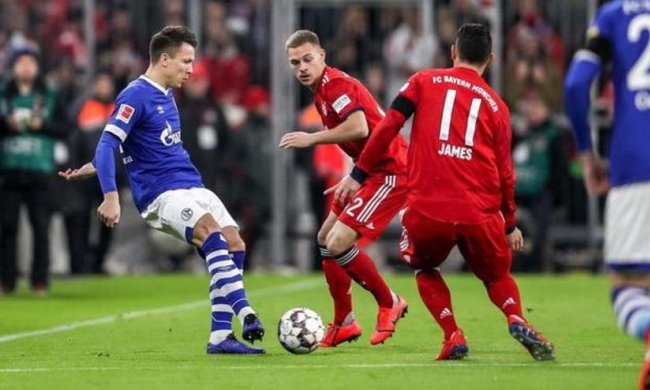 "Бавария" обыграла "Шальке" со счетом 3:1