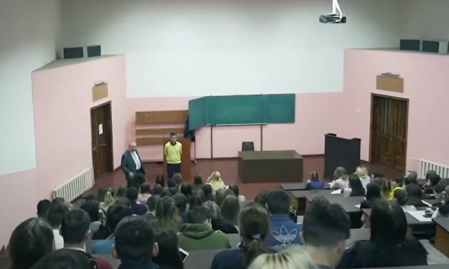 Студенты. Фото: скрин youtube