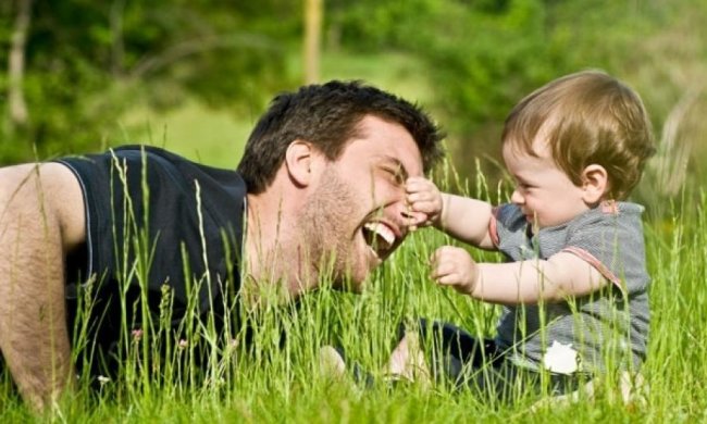 Тата впливають на розвиток мови у дітей