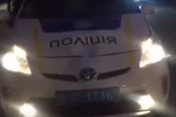 В Одессе патрульный автомобиль переехал женщину (видео)