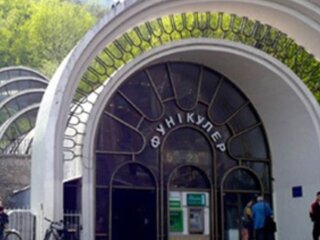 Киевский фуникулер, фото: Unian
