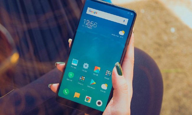 Xiaomi вернул быстрый запуск Google Assistant на смартфоны