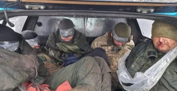 Пленные российские оккупанты (Фото:ЗСУ/Facebook)