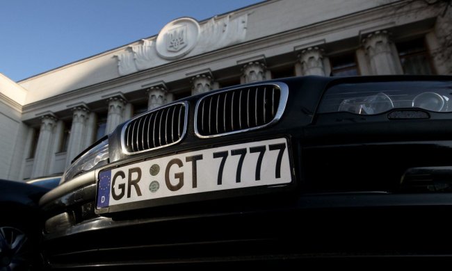 Мітинг "євроблях" в урядовому кварталі