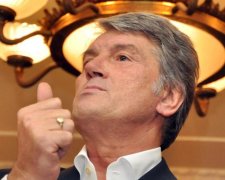 Життя як мед: скільки ви платите за старість Ющенка