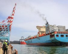 Скандал на митниці: Одеса зупинила оформлення вантажів