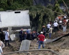 В Гватемале 600 человек пропали без вести из-за схождения селей (фото)