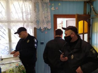 Правоохоронці, фото з вільних джерел