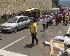 Кривава аварія у Туреччині: кількість жертв зросла