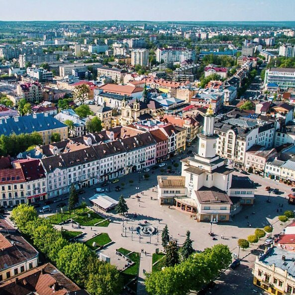 Спека затримається на Франківщині: синоптики здивували літнім прогнозом на 9 вересня