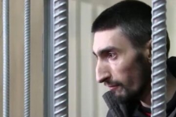 Антимайданівець Топаз залишиться під арештом 