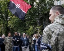 «Правий сектор» готує референдум про недвіру владі