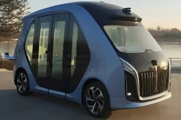 Автобус FAW Hongqi, фото: CarNewsChina