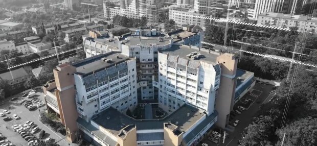 В Днепре больница Мечникова открыла нелегальный хостел - делают деньги на всем