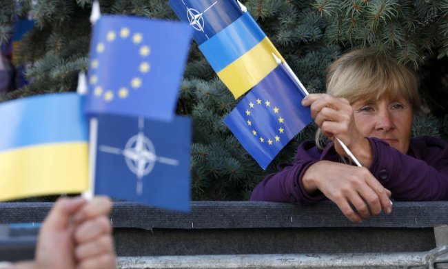"Слабо і крихко, ми очікували на інше": Європа жорстко проїхалася по українським реформаторам