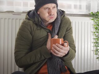 Холодно в квартире. Фото: скрин youtube