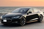 Директор Tesla купил сайт у фаната Теслы