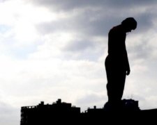 Останній дзвінок: хлопець наклав на себе руки в прямому ефірі