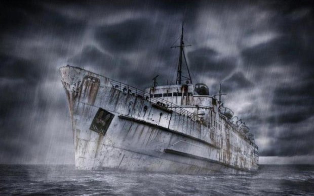 Кровь стынет: корабль-призрак дрейфует по России