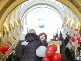 День Святого Валентина в Києві, фото: Уніан