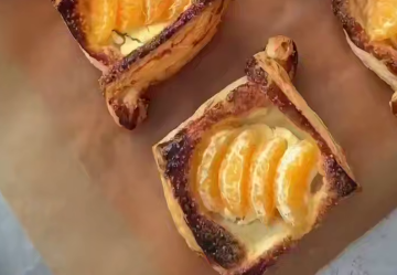 Слойки с мандарином, кадр с видео