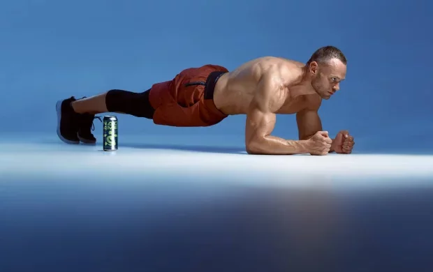 Функциональные напитки третьего поколения: как работает формула NAD4Me без кофеина и сахара