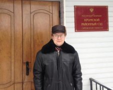 Статья за здравомыслие: в России пытаются "добить" учителя за стихи об Украине