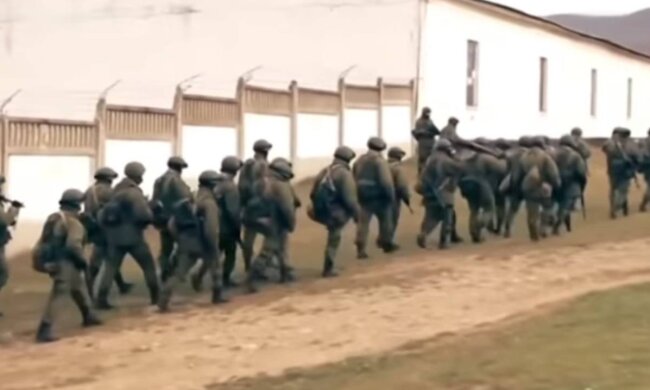 Военные, фото: скриншот из видео