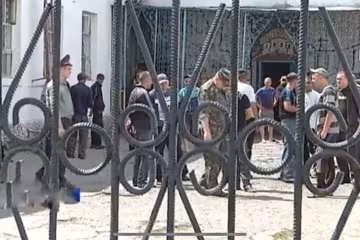 В колонии под Запорожьем коню вручили "лопату" - ищи подкоп