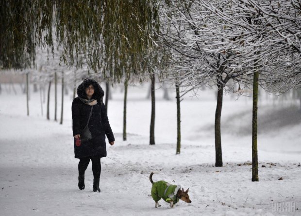 Погода влаштує українцям "контрастний душ": заллє і заморозить