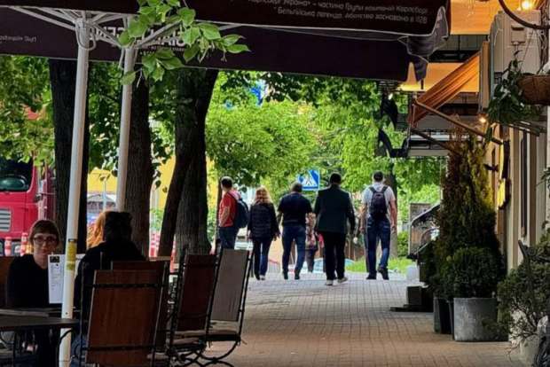 Кому не можна відмовляти 16 серпня і що має бути на столі сьогодні, щоб не було лиха: прикмети та заборони на Горіховий Спас