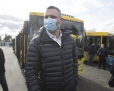 Мер Кличко: Київ отримав 50 нових сучасних автобусів, до кінця року буде ще 150