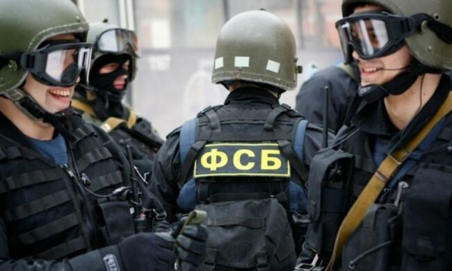 Российские спецслужбы терроризируют крымских татар
