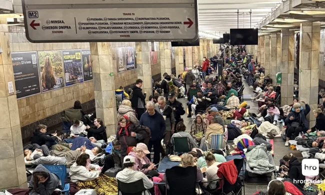 Метро Києва під час масованої атаки