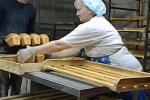 Скрін, відео YouTube хліб
