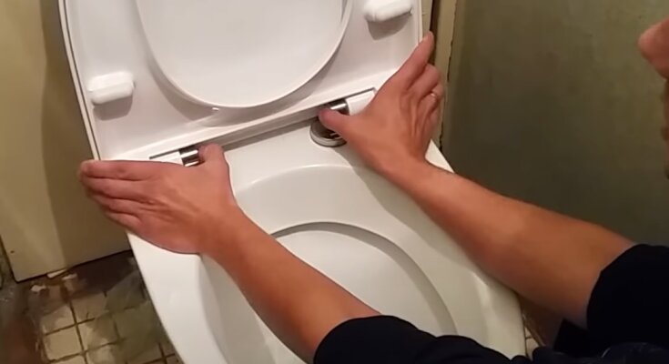 Унитаз, скриншот: Youtube