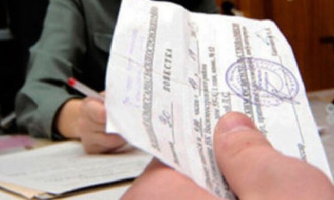 Воєнкоми Івано-Франківщини нагрянули на авторинок з пачкою повісток