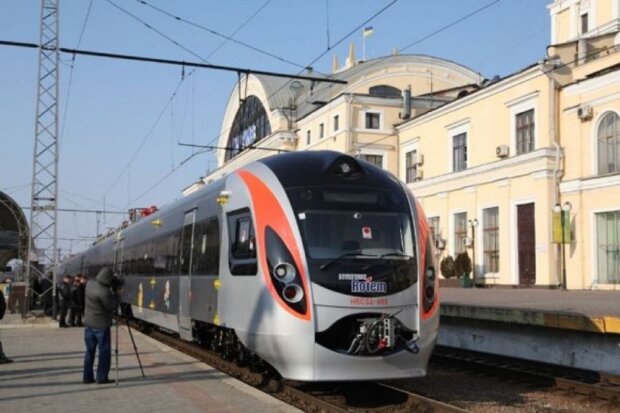 Поїзд. Фото: Мій Харків