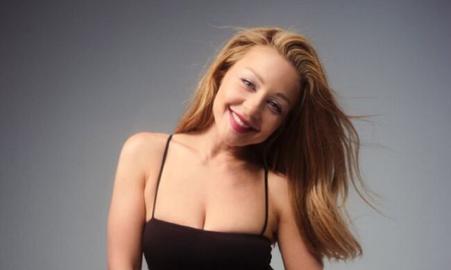 Тина Кароль с сумочкой за 50 тысяч оторвалась в Казахстане: бедные верблюды