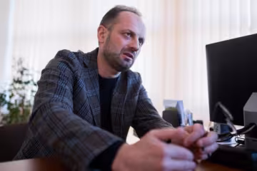 Роман Бессмертный: вражда с Тимошенко, политические неудачи и скандалы