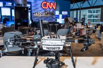 Телеканал CNN замінив репортерів безпілотниками