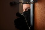 Чоловік на Львівщині пограбував пенсіонерку, прикинувшись комунальником