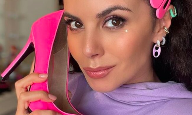 Настя Каменских, instagram.com/kamenskux/